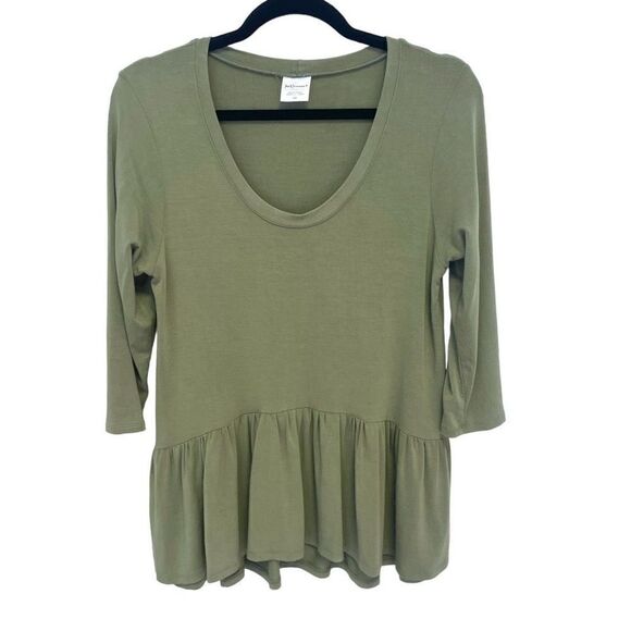 Jax & Lennon Soft Top - Picture 1 of 7